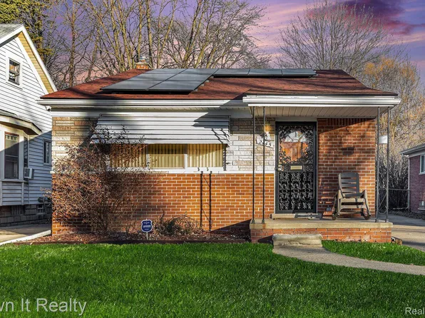 2445 Westpoint St, Dearborn, MI 48124