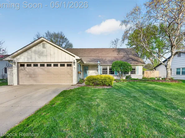 4856 Butler Dr, Troy, MI 48085