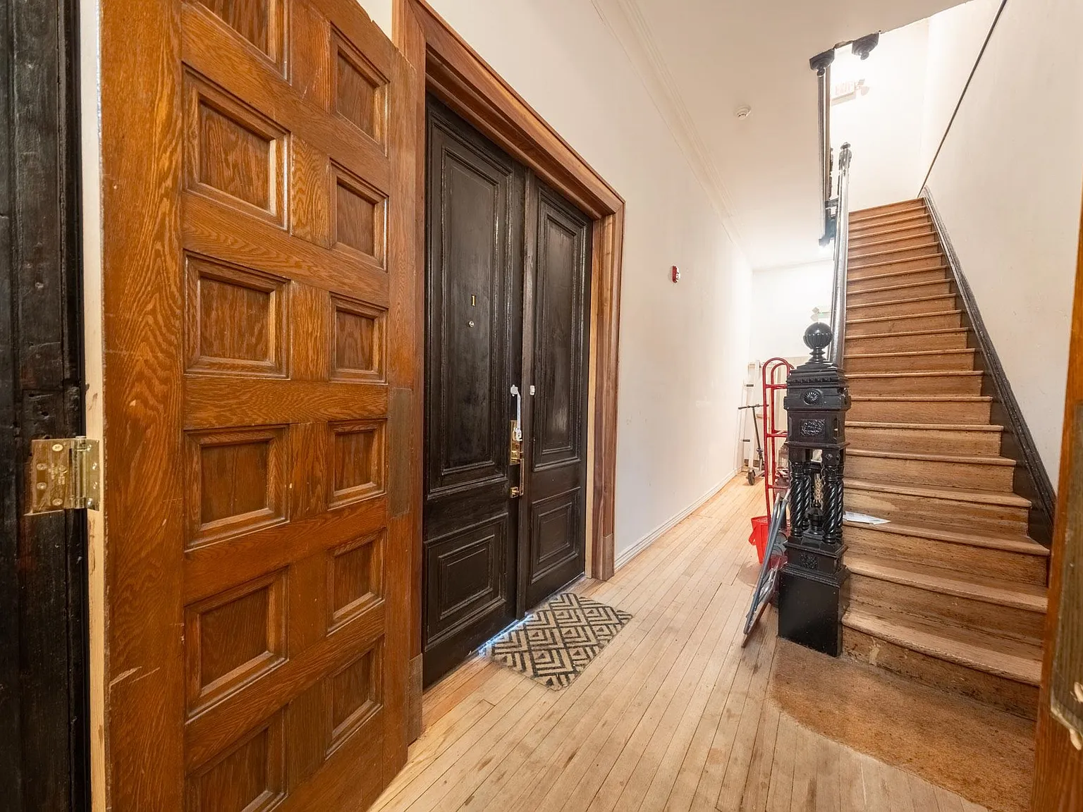 2 bed, 2.0 bath, $2,975 — Photo 4