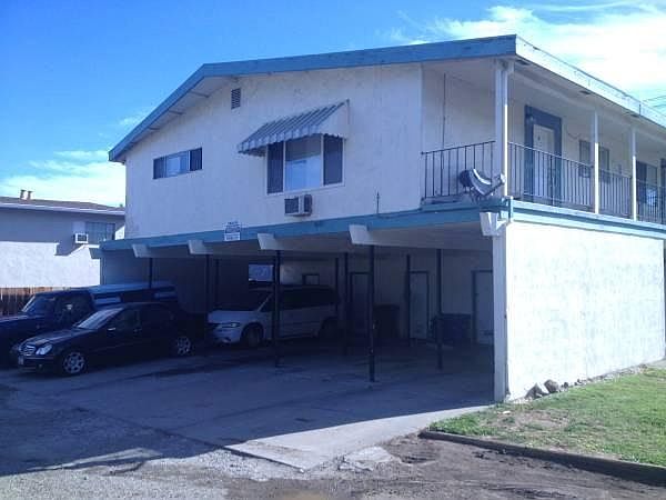 1st image of 3601 Fairview Dr APT D