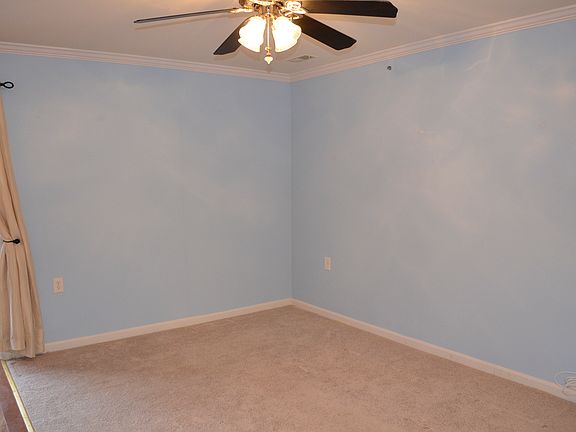 3rd image of 3802 Meghan Dr APT 1G