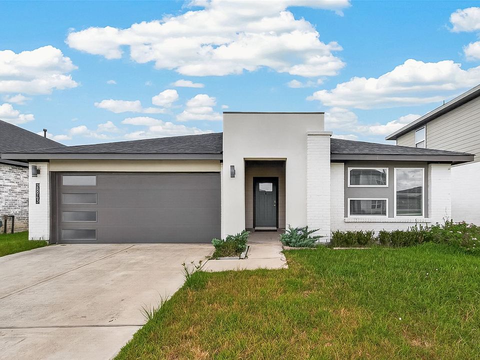 1st image of 28943 Yachting Point Ln