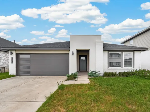 28943 Yachting Point Ln, Fulshear, TX 77494