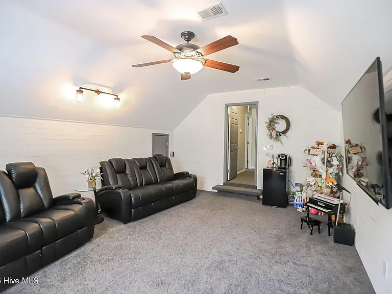 5804 Lanatte Ln — Photo 28