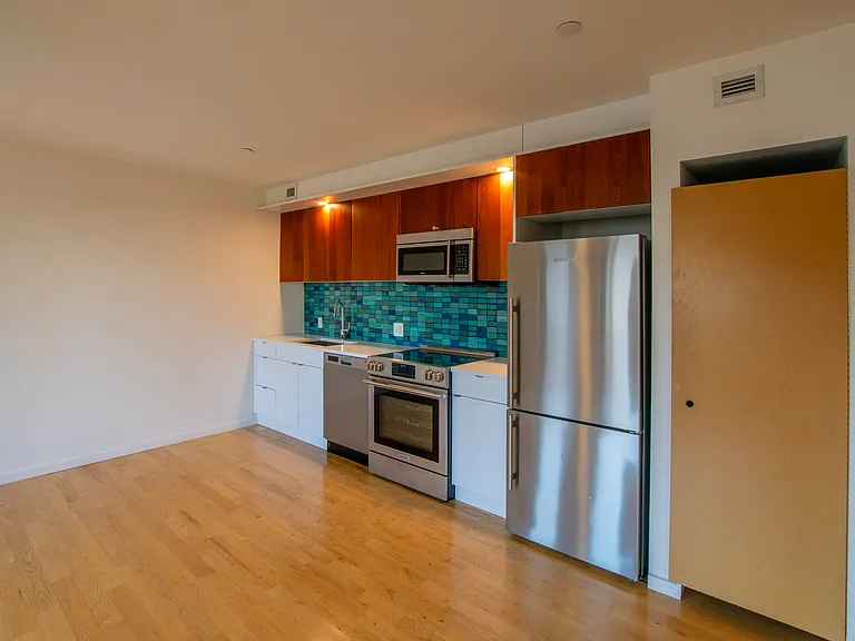 Capital Flats Building Two — Photo 7
