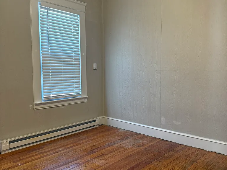 158 Alder St #3 — Photo 8