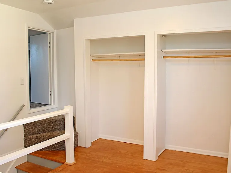 8401 NE Going Pl — Photo 22