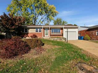 4015 Park Hill Ct, Saint Louis, MO 63125