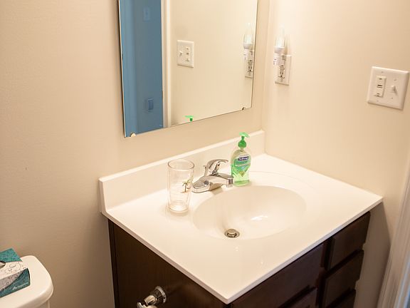 4th image of 36436 Carriage Walk Ln