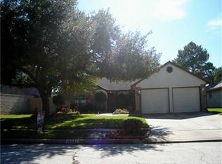 16927 Summer Dew Ln, Houston, TX 77095