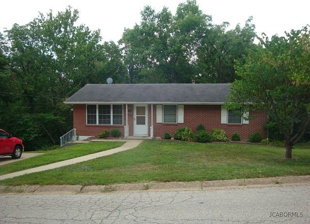 1st image of 2113 Buehrle Dr
