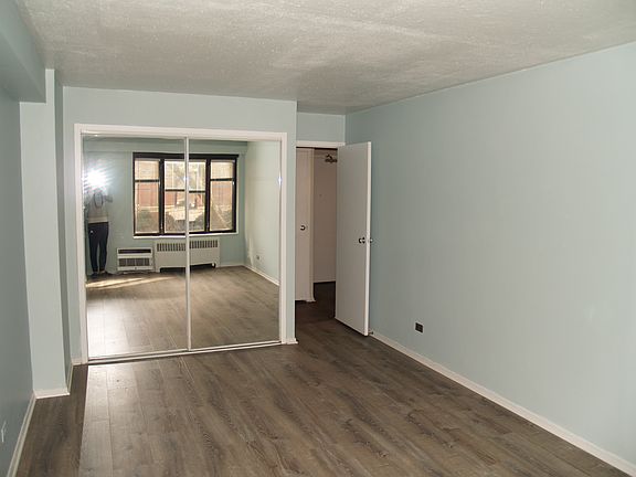 4th image of 3100 N Lake Shore Dr APT 206