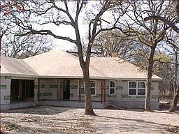 3rd image of 521 Jacobs Ln