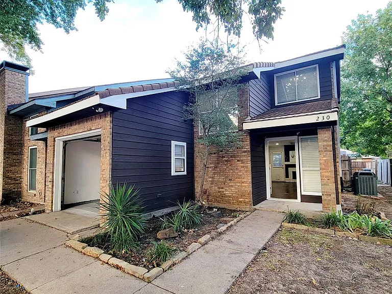 230 McCarley Pl — Photo 1