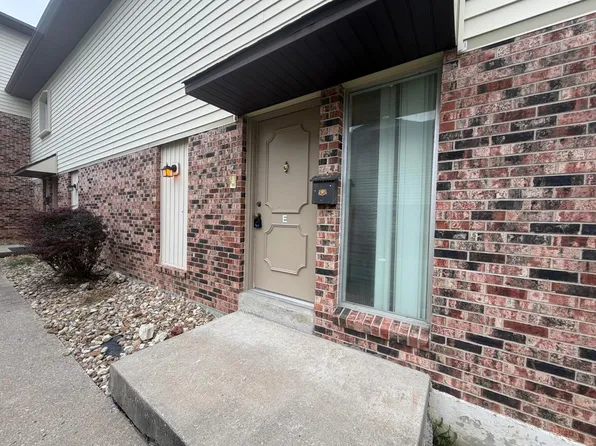 903 Southwest Blvd E, Jefferson City, MO