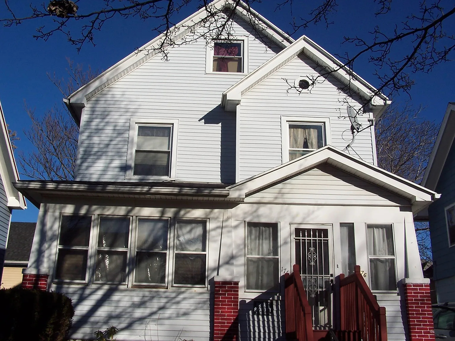 176 Mitchell St photo 1
