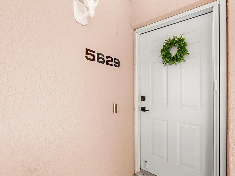 5629 Sheffield Greene Cir — Photo 32