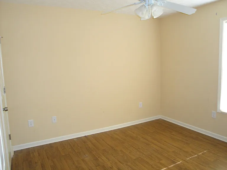 8028 Utica St #8028 — Photo 10