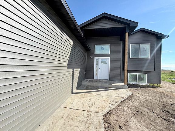 2nd image of 153 Mulberry Loop NE