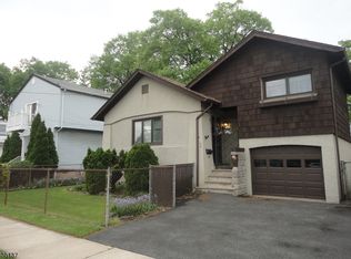 3 W Park Ave, Avenel, NJ 07001