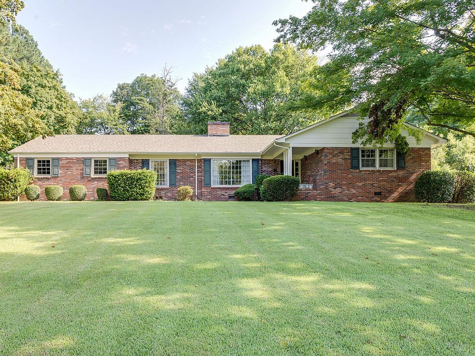 1st image of 1840 Lakehill Cir
