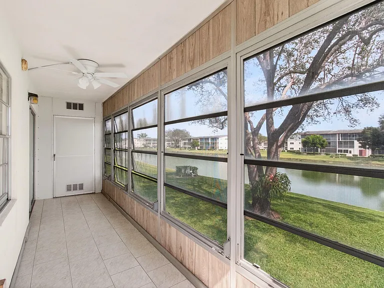 360 Fanshaw — Photo 38