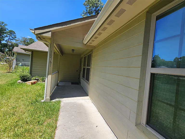 10761 Royal Terrell Dr — Photo 3