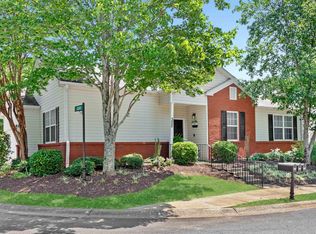 322 W Oaks Trl, Woodstock, GA 30188