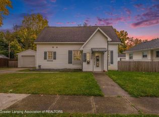 814 Maplehill Ave, Lansing, MI 48910
