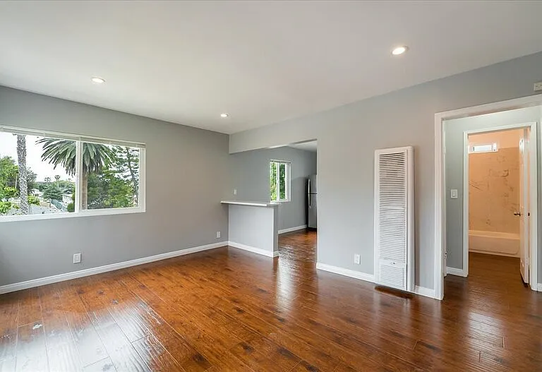 1711 Delaware Ave #5 — Photo 13
