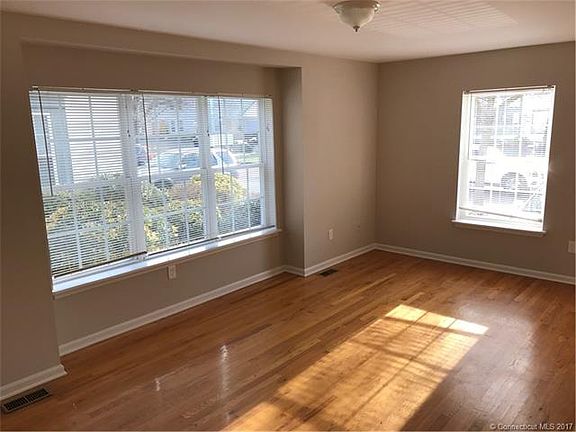3rd image of 2 Kendall Green Dr #2