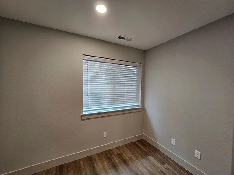 6953-6955 Talloc Ave SE — Photo 18