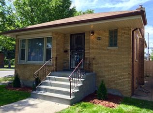 10158 S Prairie Ave, Chicago, IL 60628
