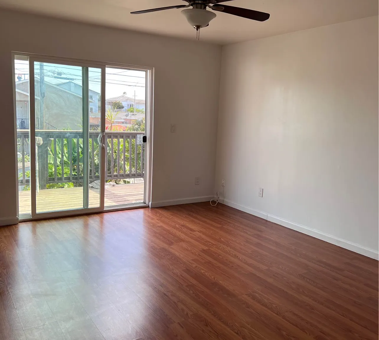3 bed, 1300 sqft, $3,800 — Photo 3