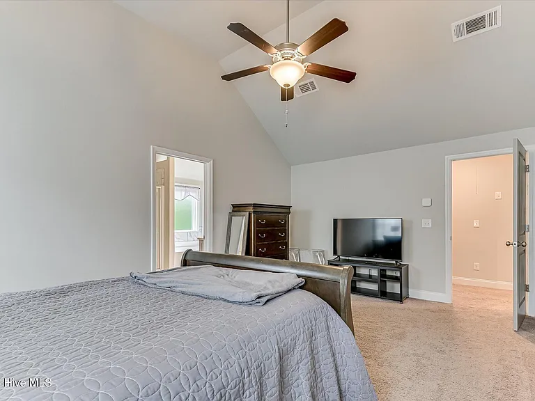 5055 Huntley Trl — Photo 24