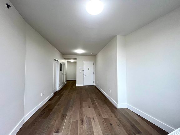 5th image of 48 Somers St #601