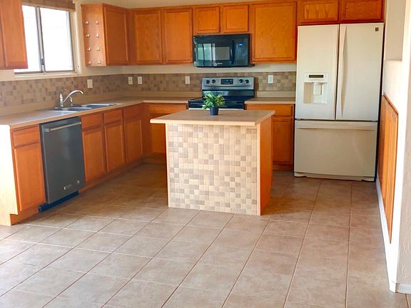 Kitchen and Dinein Dinning Room