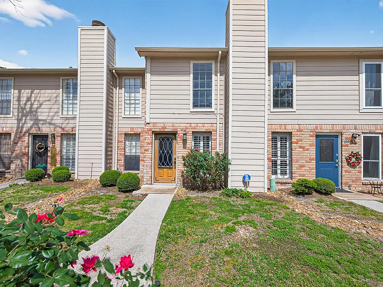 6700 Richardson Rd #305 — Photo 3