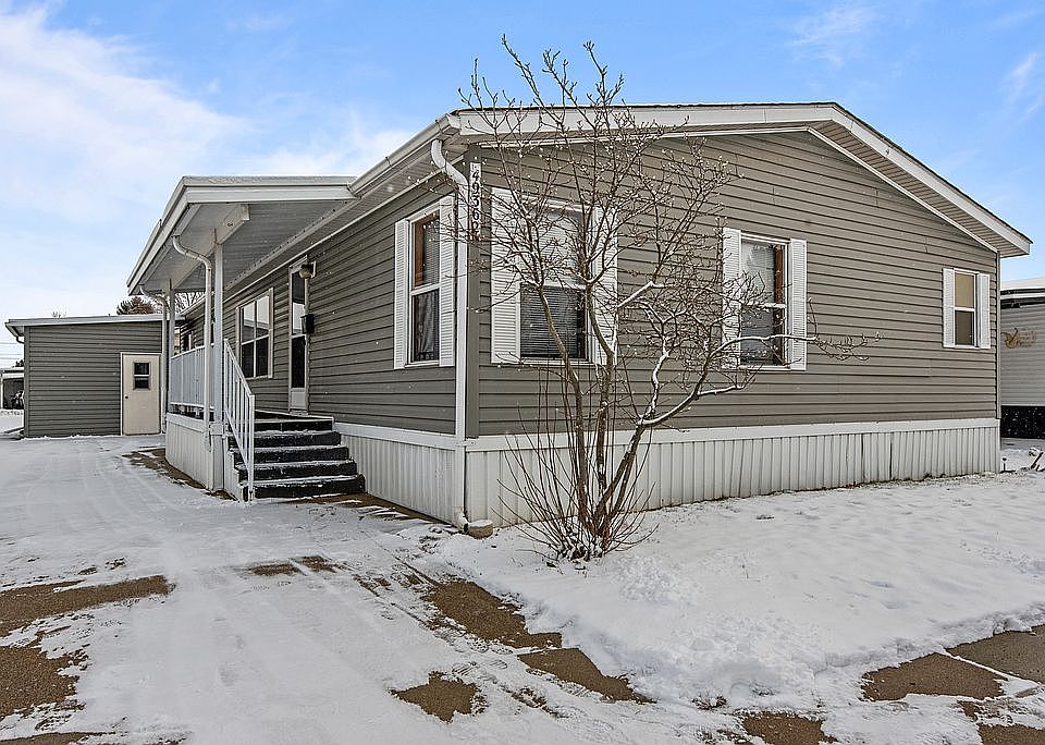 1st image of 49362 Wildwood Ct