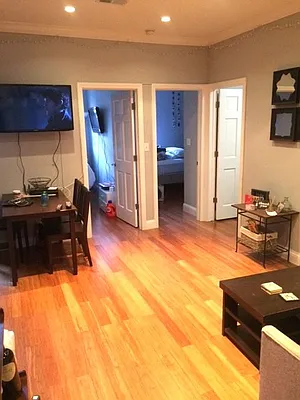 Rented by Meraki Realty LLC | media 20