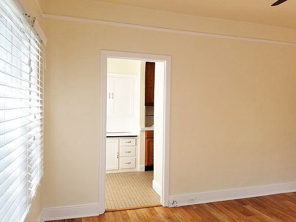 Livingroom leading to dining nook