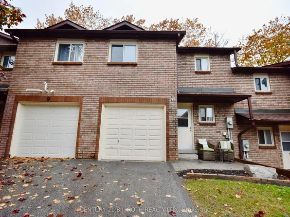 11 Pheasant Trl, Barrie, ON L4N 6W4