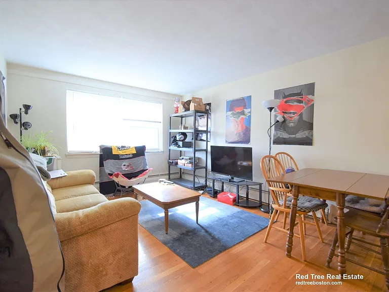 11 Commonwealth Ct #5 — Photo 1
