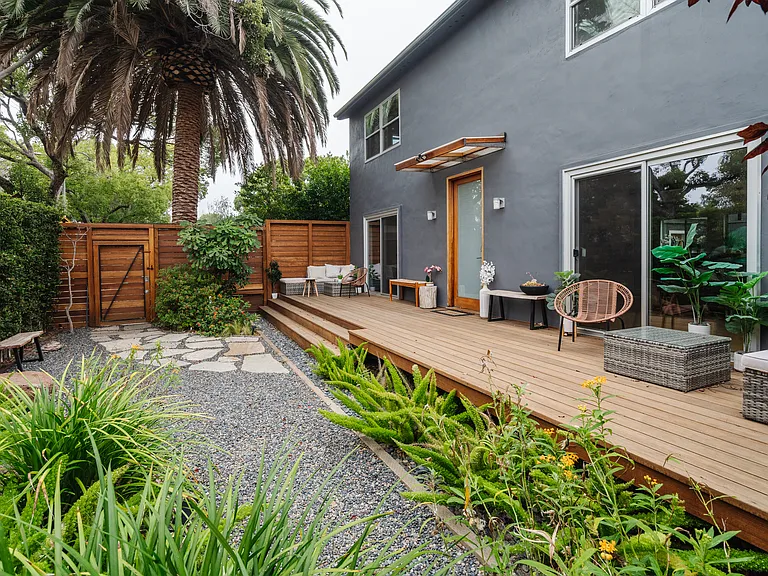 2334 Glyndon Ave — Photo 37