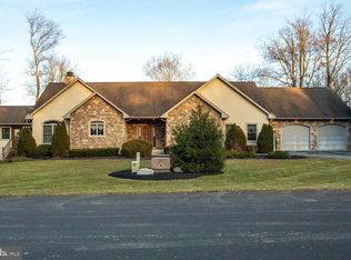 5 Shenks Wood Ct, New Providence, PA 17560