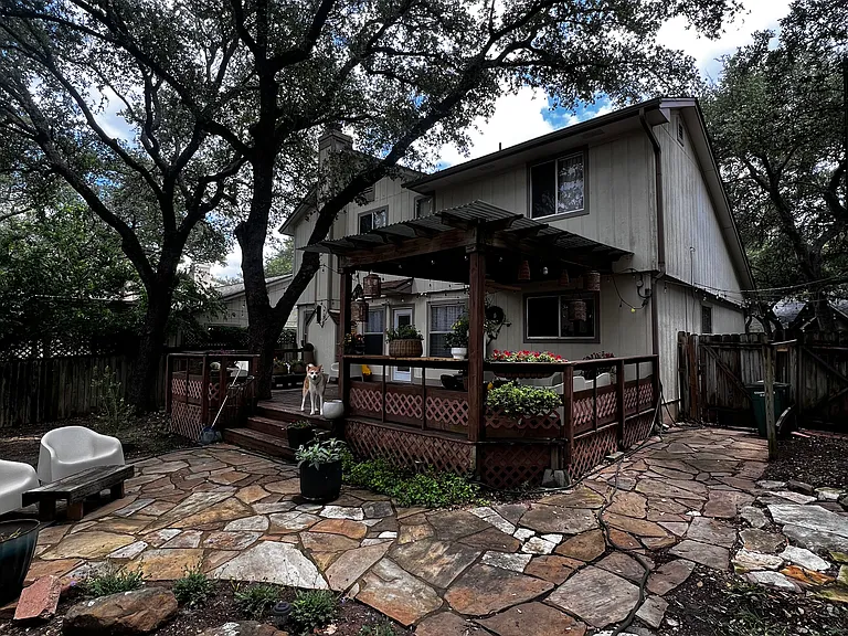 716 Shiny Rock Dr — Photo 9