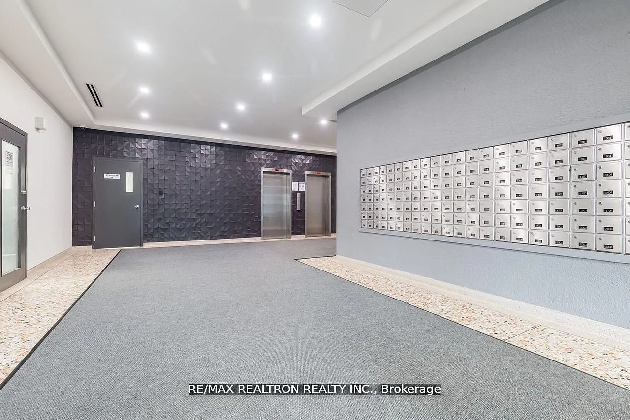 2 bed, $2,850 — Photo 2