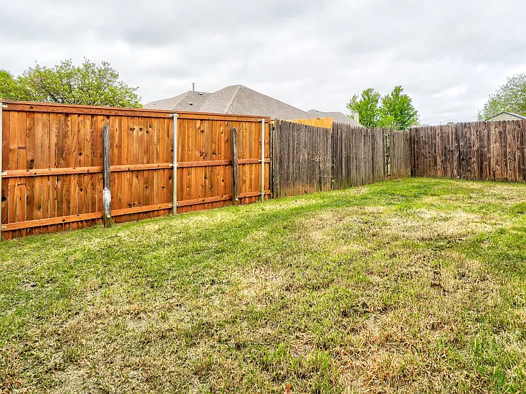 12324 SW 5th St — Photo 17