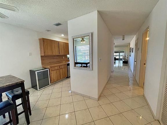 3rd image of 5826 Areca Palm Ct APT B