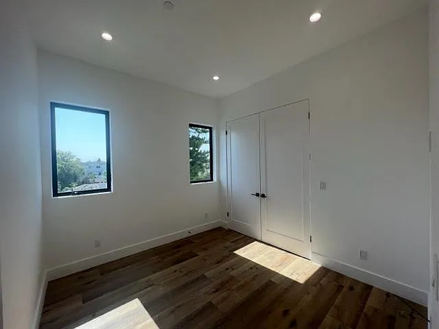 10812 Peach Grove St — Photo 22